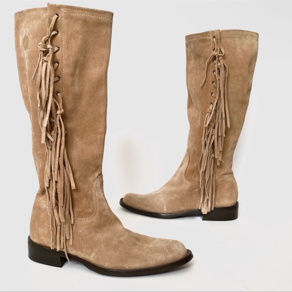Stunning *COACH* Arianna Suede Fringe Boots - Picture 4 of 15